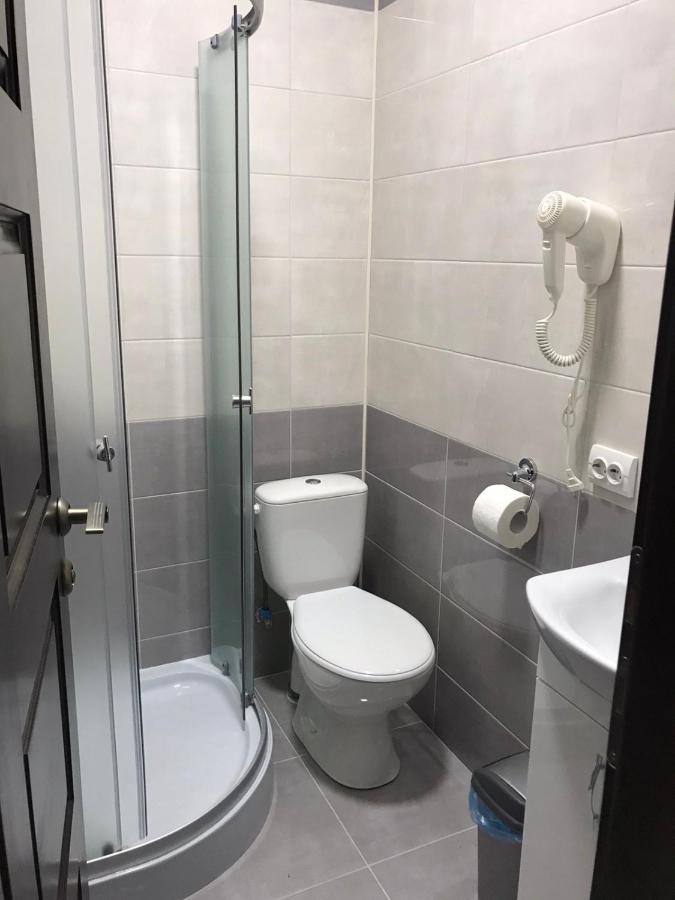 Gray Hotel 维诺吉拉季夫 外观 照片